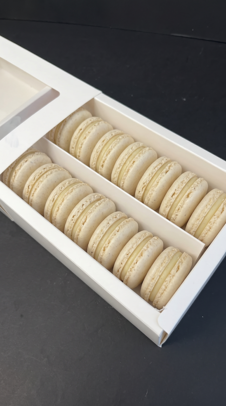 Macarons - Vanilla