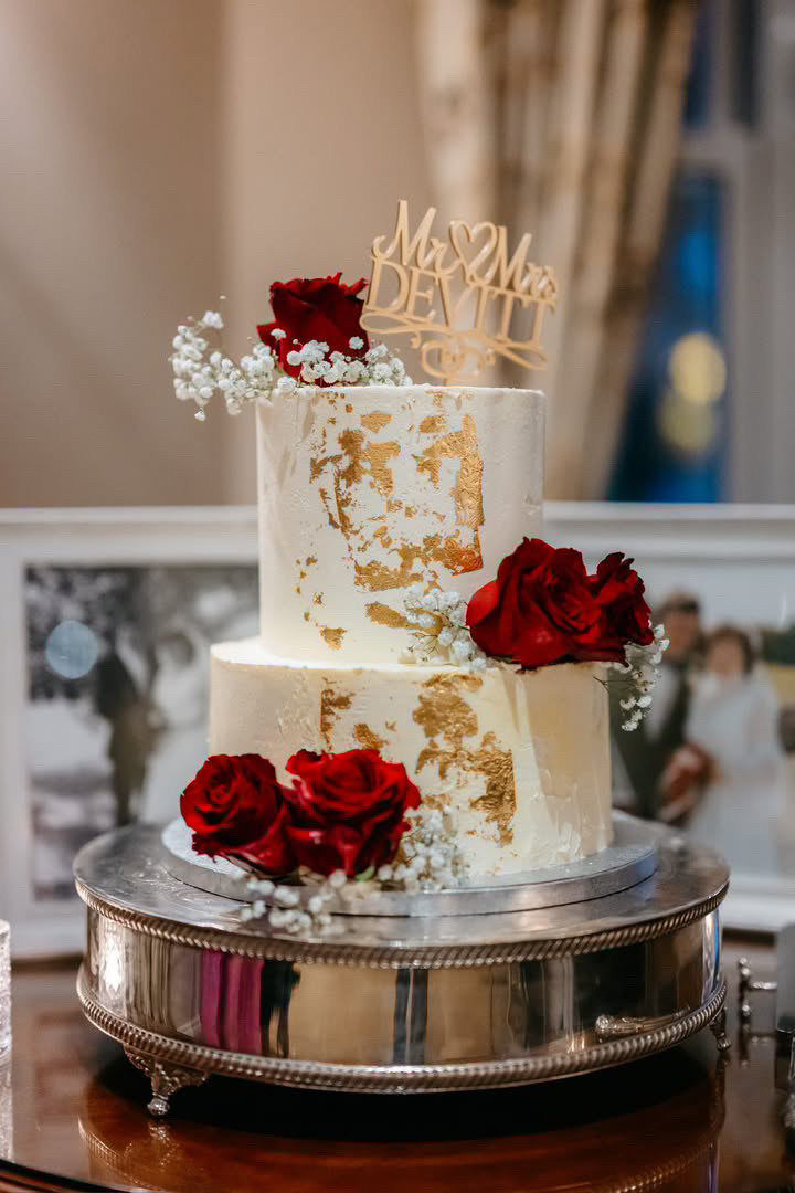 Two Tier Wedding Cake - Design 8
