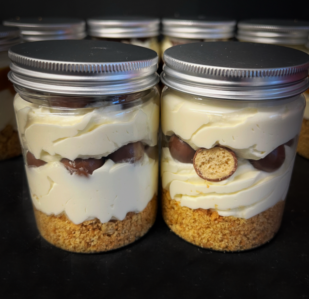Cheesecake Jars - Malteser